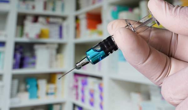 Lékárníci na Slovensku budou moci od ledna očkovat proti chřipce